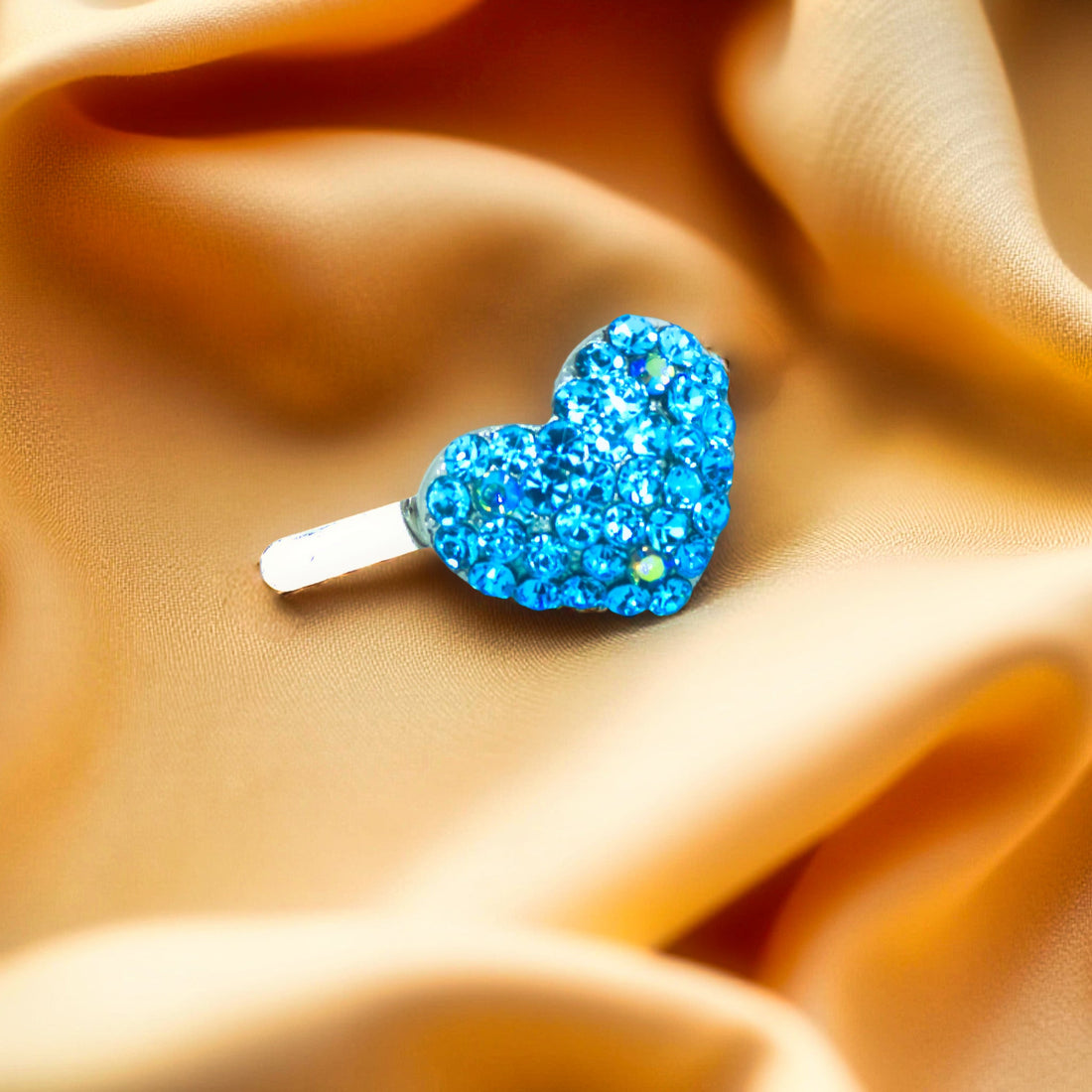 CoeurClip | Magnetic Crystal Heart Hair Clip | Luxury Crystal Hair Accessory by Haerime