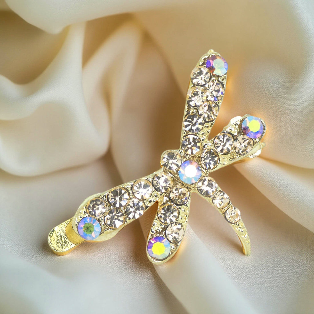 Amber color Haerime Aeris Wing Clip – warm-toned dragonfly silhouette