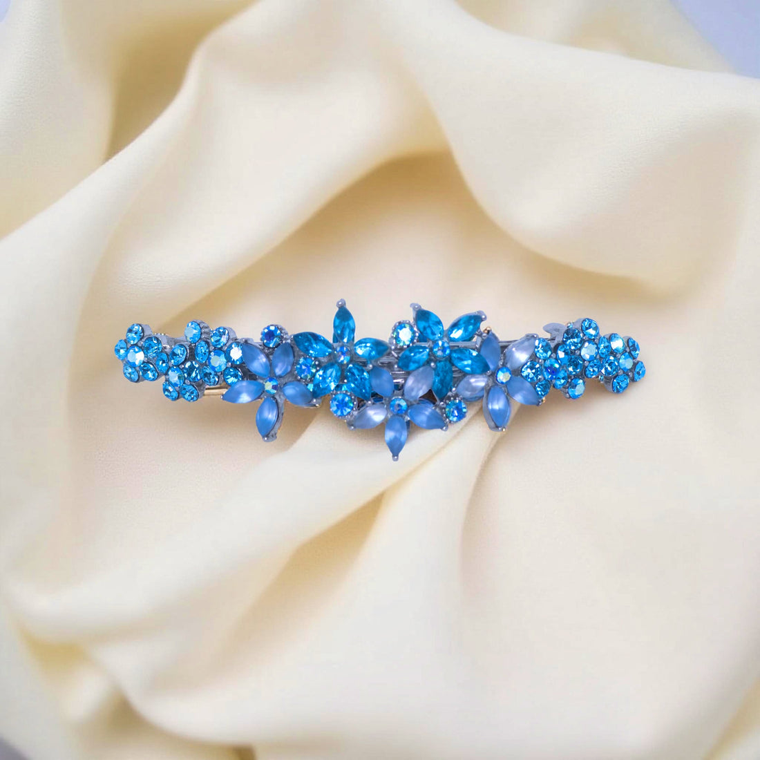 Aquamarine version of Haerime FleurVerre Cascade – delicate floral cascade with light-reflective finish