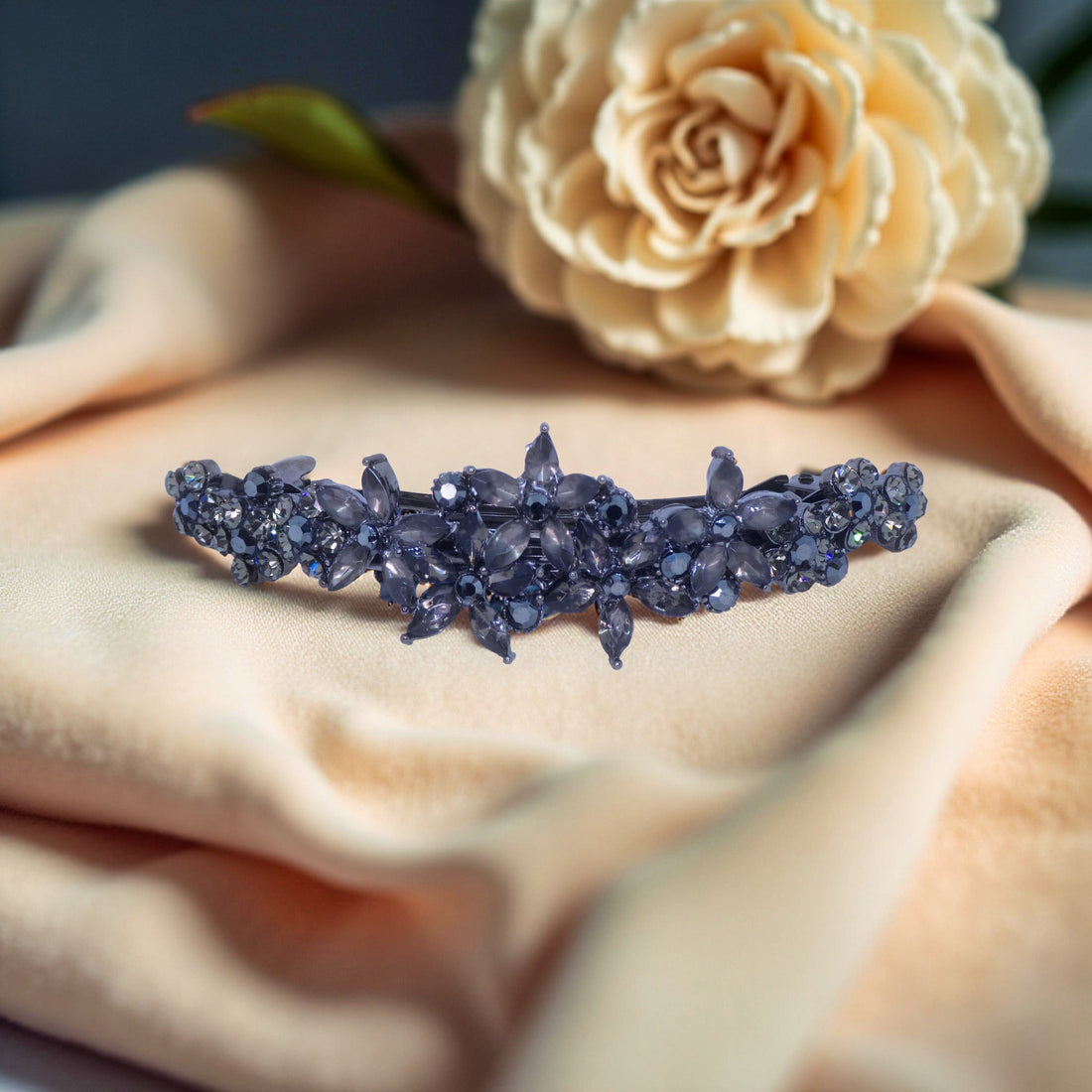 Black version of Haerime FleurVerre Cascade – baroque floral hair clip with moody sparkle and dark base