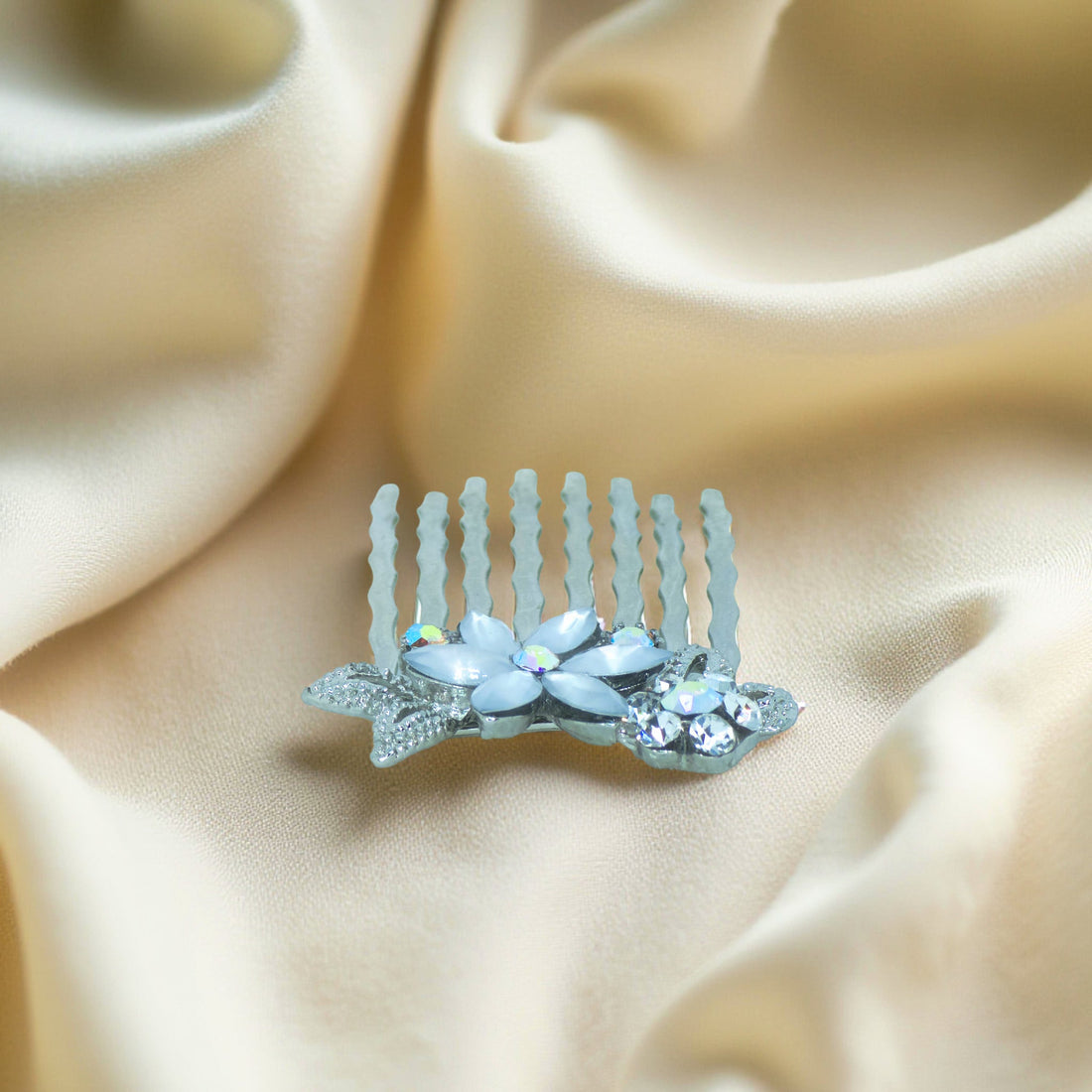 Vertical view of Haerime Florelle Petite Pair Combs in Clear – layered comb with floral top over black base
