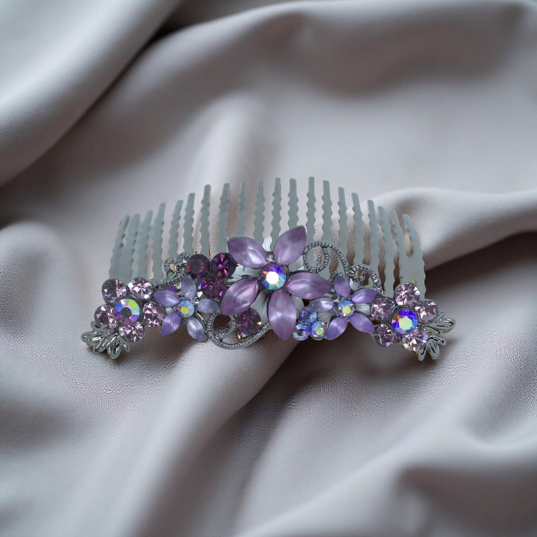 Haerime Lunaria Vine Comb in Purple – close-up showing layered lilac petal clusters and antique silver base