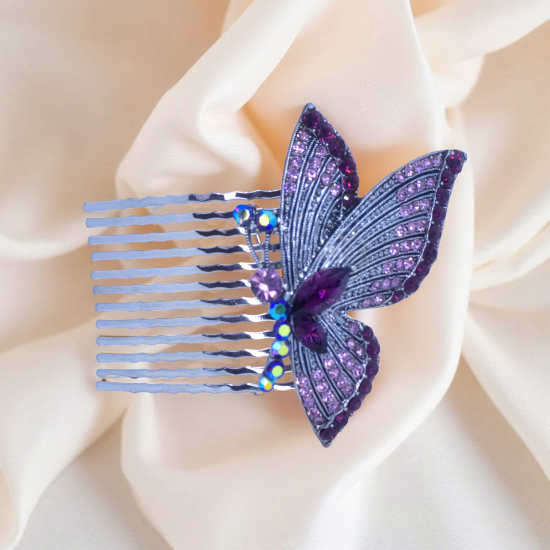 Haerime Papillora Twin Comb in Purple – close-up of single comb showing lilac pavé wings and silver teeth on matte mauve base