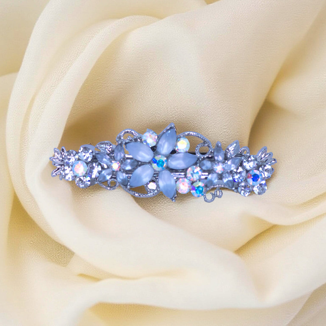 Haerime Serenbelle Bloom in Clear – close-up showing crystal clarity and sculpted leaf motifs under soft studio light
