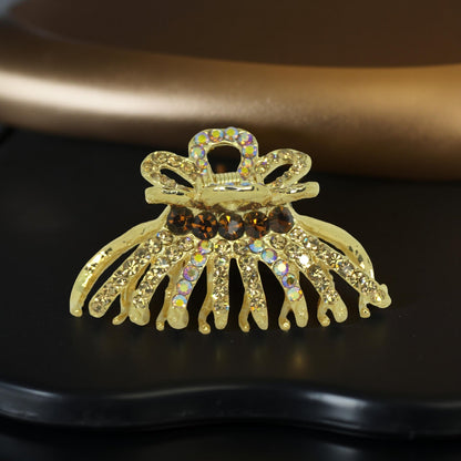 Aurefan Arc jaw clip, Amber color option, product view.