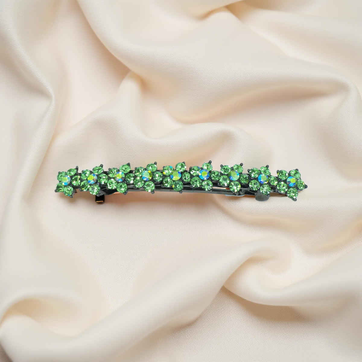Floracurve Arc hair accessory, Green color option, product view.