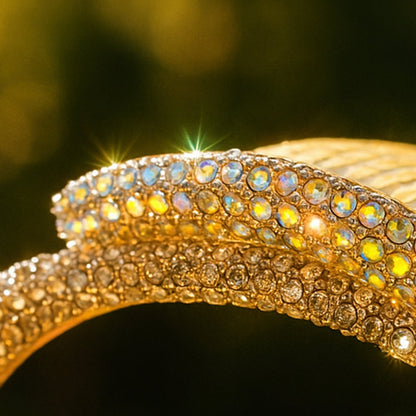 Aurelya Dual Arc hair accessory, detail view.