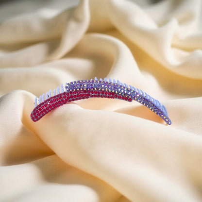 Aurelya Dual Arc hair accessory, Red color option, product view.