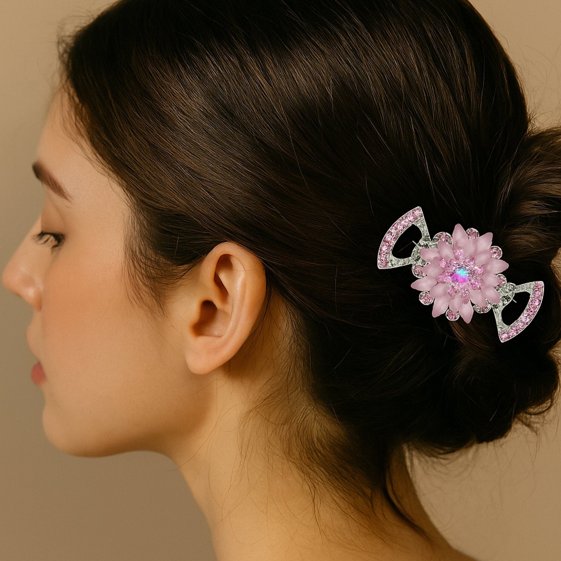 Haerime Floréa Blossom Claw in Pink worn by model – styled for wedding glam or polished garden events