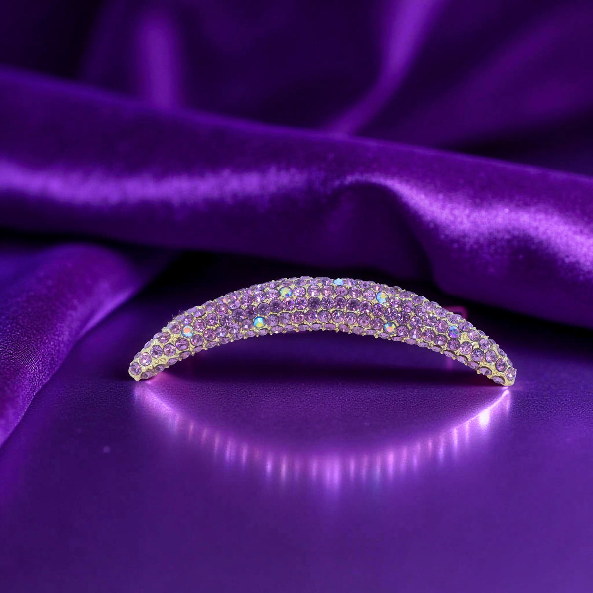 Lunoria Arch hair accessory, Purple color option, product view.