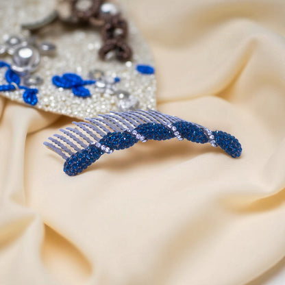 Seraphine hair comb, product view.